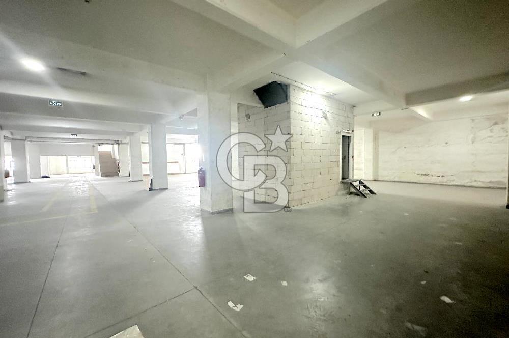 Beylikdüzü OSB Kiralık Fabrika Depo Yüksek Girişli 1.830m2