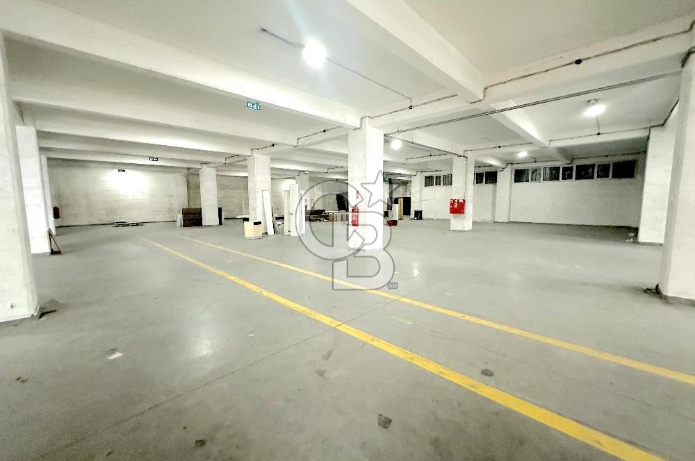Beylikdüzü OSB Kiralık Fabrika Depo Yüksek Girişli 1.830m2