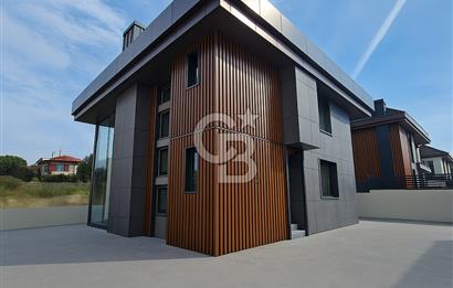 ŞİLE AĞLAYAN KAYALAR'DA DOĞAYLA İÇ İÇE 350 M2 SATILIK VİLLALAR