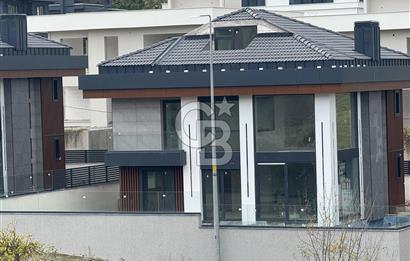 ŞİLE AĞLAYAN KAYALAR'DA DOĞAYLA İÇ İÇE 350 M2 SATILIK VİLLALAR
