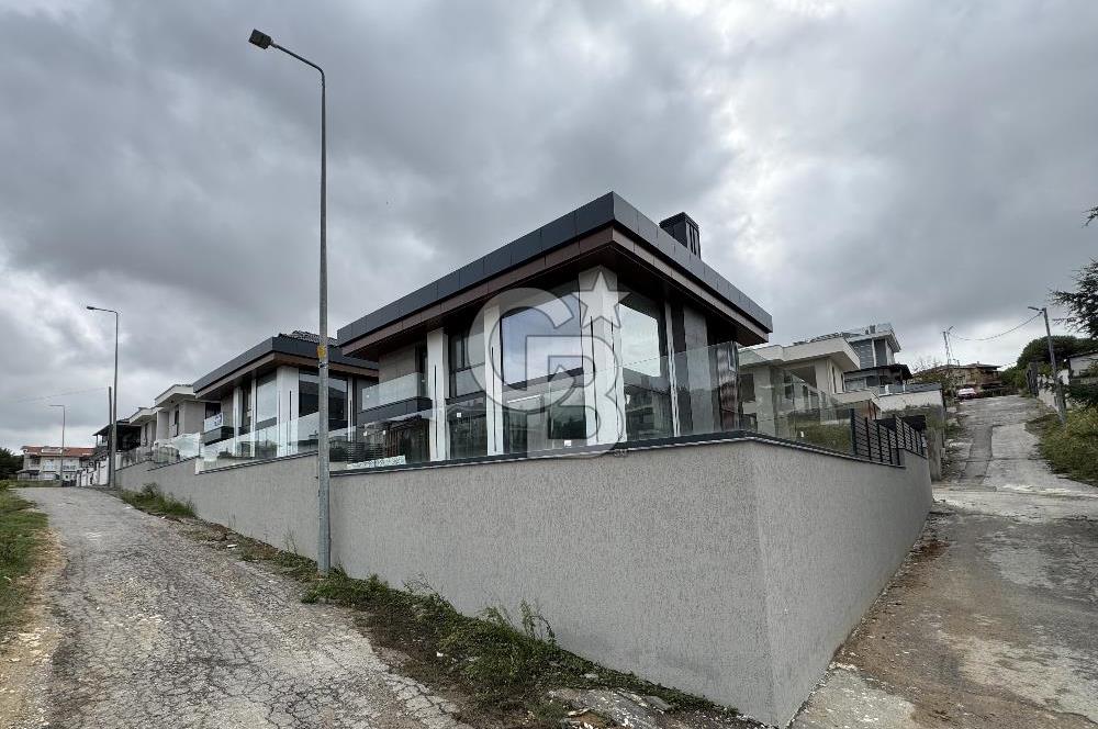 ŞİLE AĞLAYAN KAYALAR'DA DOĞAYLA İÇ İÇE 350 M2 SATILIK VİLLALAR