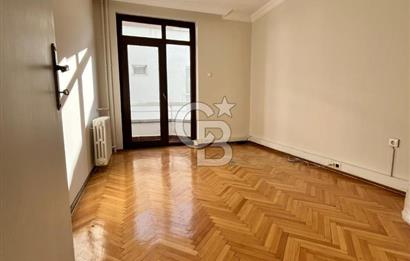 KURUMSAL FİRMAYA ÇANKAYA'DA PRESTİJLİ KONUMDA 5+1 KİRALIK DAİRE