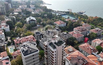 KADIKÖY CADDEBOSTAN 18 MART SK'TA FULL DENİZ MANZARALI 3+1 DAİRE
