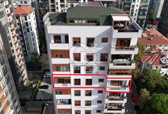 KADIKÖY CADDEBOSTAN 18 MART SK'TA FULL DENİZ MANZARALI 3+1 DAİRE