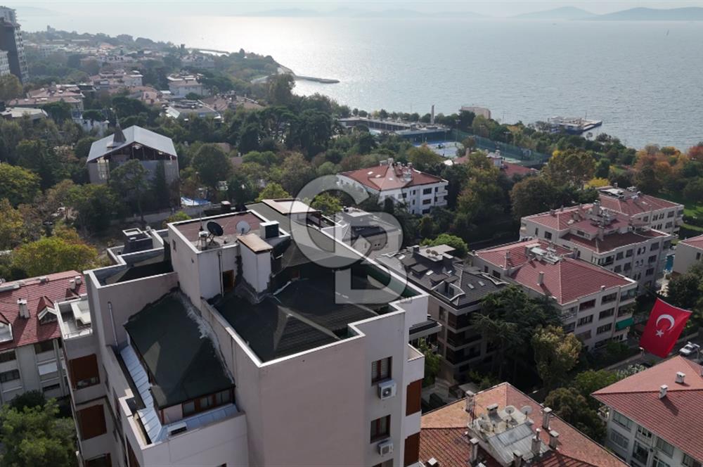 KADIKÖY CADDEBOSTAN 18 MART SK'TA FULL DENİZ MANZARALI 3+1 DAİRE
