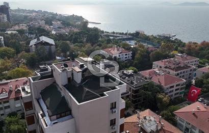KADIKÖY CADDEBOSTAN 18 MART SK'TA FULL DENİZ MANZARALI 3+1 DAİRE