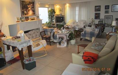 Heybeliada' da satılık