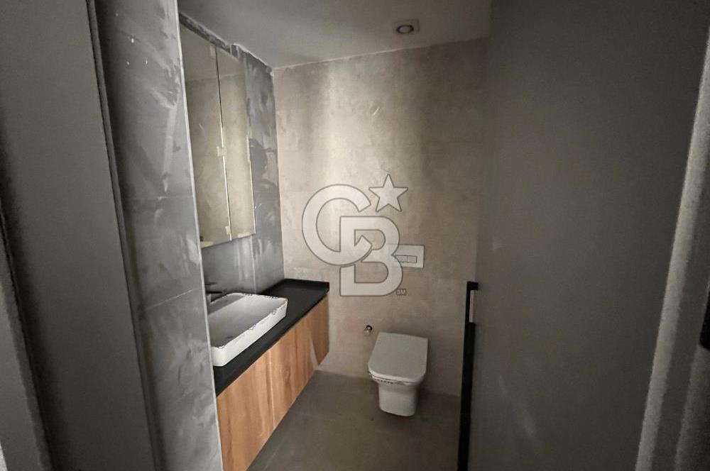 İPEKTAŞ CADDE'DE 1+1 LÜKS YAPILI SATILIK DAİRE/OFİS