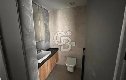 İPEKTAŞ CADDE'DE 1+1 LÜKS YAPILI SATILIK DAİRE/OFİS