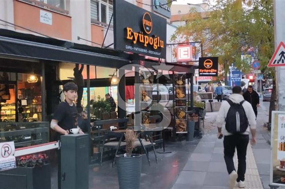 TUNUS CADDESİ HOLİDAY İNN OTEL YANI 2.KAT 3+1 İÇİ FULL YAPILI