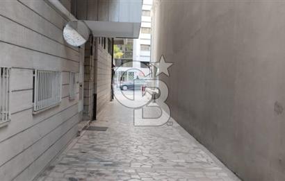 TUNUS CADDESİ HOLİDAY İNN OTEL YANI 2.KAT 3+1 İÇİ FULL YAPILI