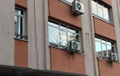 TUNUS CADDESİ HOLİDAY İNN OTEL YANI 2.KAT 3+1 İÇİ FULL YAPILI