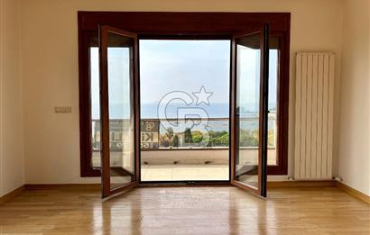 KADIKÖY CADDEBOSTAN 18 MART SK'TA FULL DENİZ MANZARALI 3+1 DAİRE