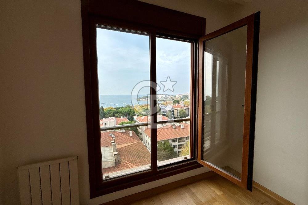KADIKÖY CADDEBOSTAN 18 MART SK'TA FULL DENİZ MANZARALI 3+1 DAİRE