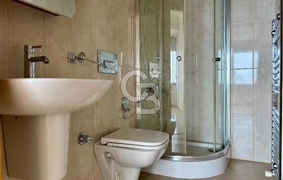 KADIKÖY CADDEBOSTAN 18 MART SK'TA FULL DENİZ MANZARALI 3+1 DAİRE