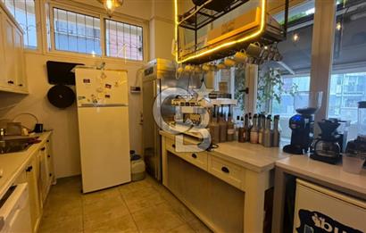 GAZİEMİRDE DEVREN KİRALIK BAHÇELİ CAFE