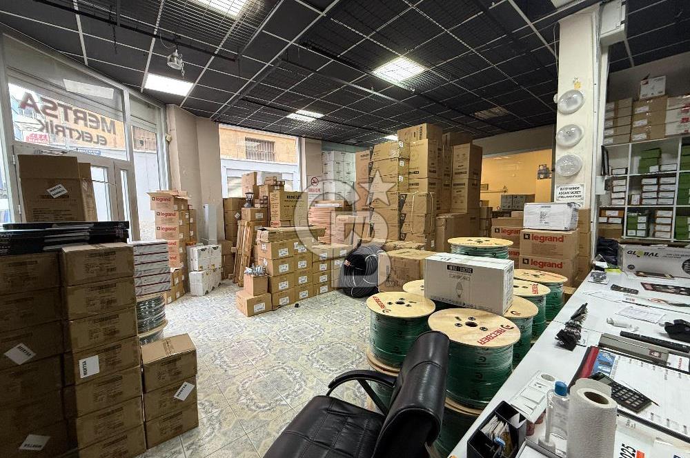 CB PARK'DAN TİCARETİN MERKEZİNDE SATILIK KÖŞE BAŞI İŞ YERİ 
