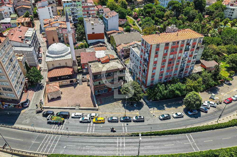 BAHRİYE CADDESİNE CEPHE 700 m2 TABELA DEĞERİ YÜKSEK BİNA