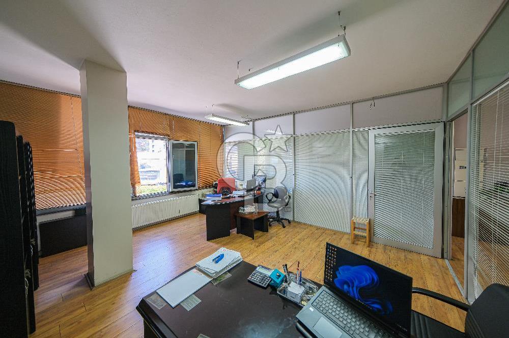 BAHRİYE CADDESİNE CEPHE 700 m2 TABELA DEĞERİ YÜKSEK BİNA