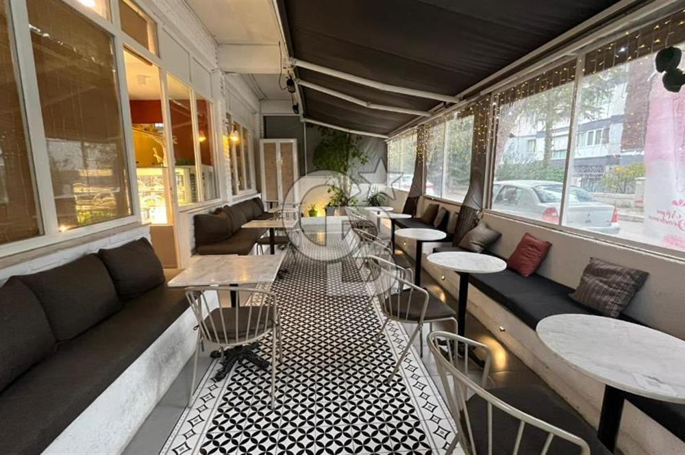 GAZİEMİRDE DEVREN KİRALIK BAHÇELİ CAFE