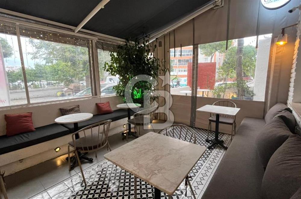 GAZİEMİRDE DEVREN KİRALIK BAHÇELİ CAFE