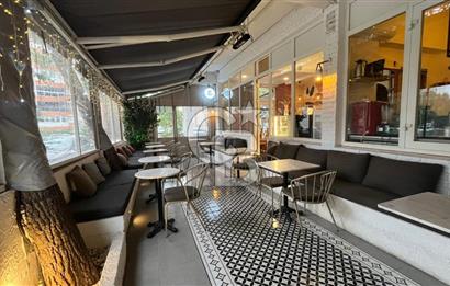 GAZİEMİRDE DEVREN KİRALIK BAHÇELİ CAFE