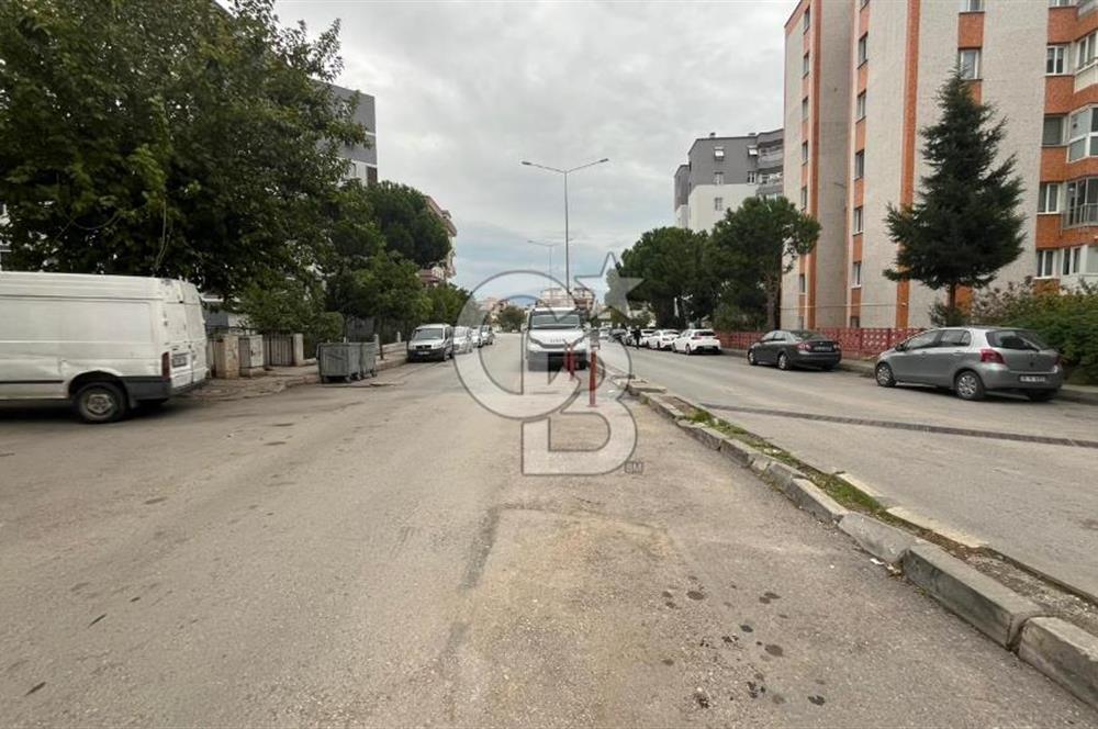 GAZİEMİRDE DEVREN KİRALIK BAHÇELİ CAFE