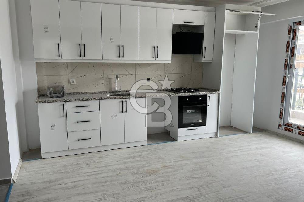 Foça Yenibağarası Havuzlu Sitede 1+1 Kiralık Sıfır Daire
