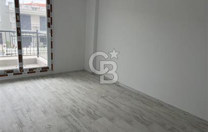 Foça Yenibağarası Havuzlu Sitede 1+1 Kiralık Sıfır Daire
