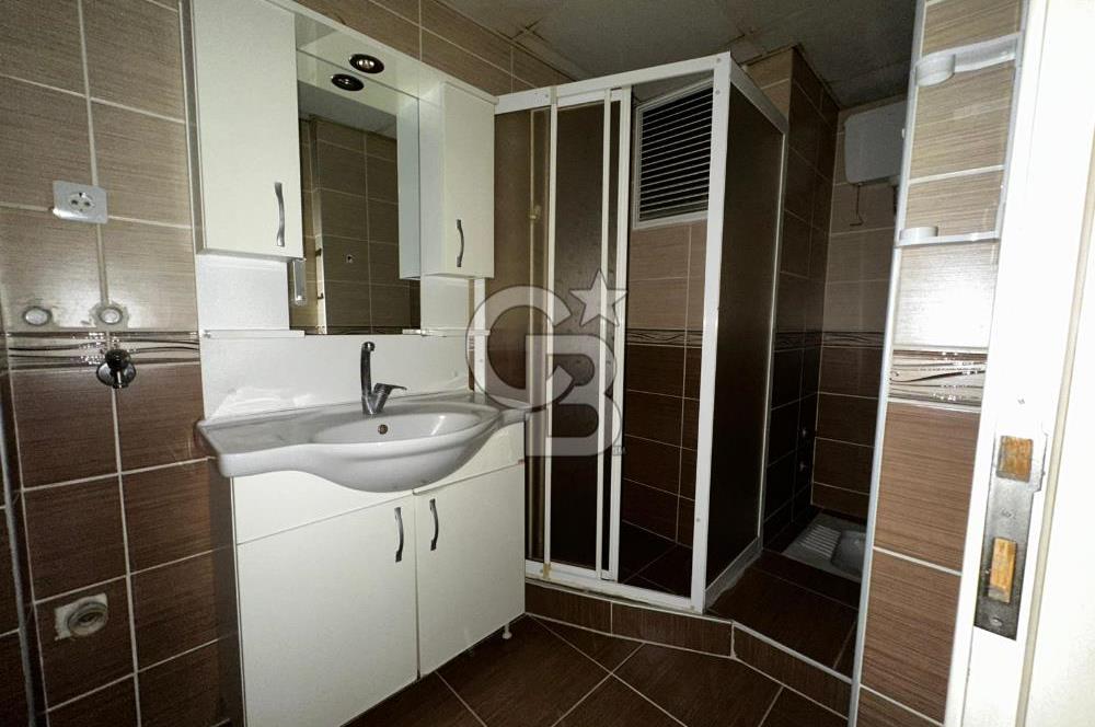 Bornova Çamdibi Merkezi Konumda Kiralık Geniş 3+1 Daire