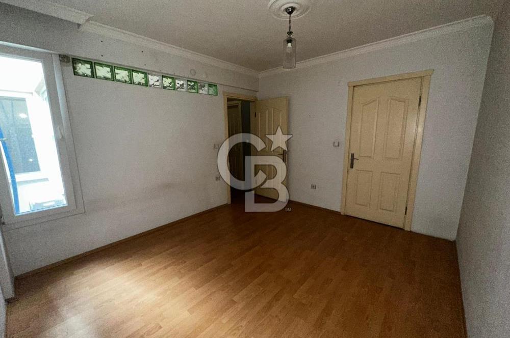 Bornova Çamdibi Merkezi Konumda Kiralık Geniş 3+1 Daire
