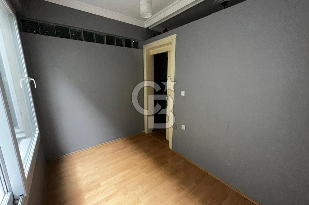 Bornova Çamdibi Merkezi Konumda Kiralık Geniş 3+1 Daire