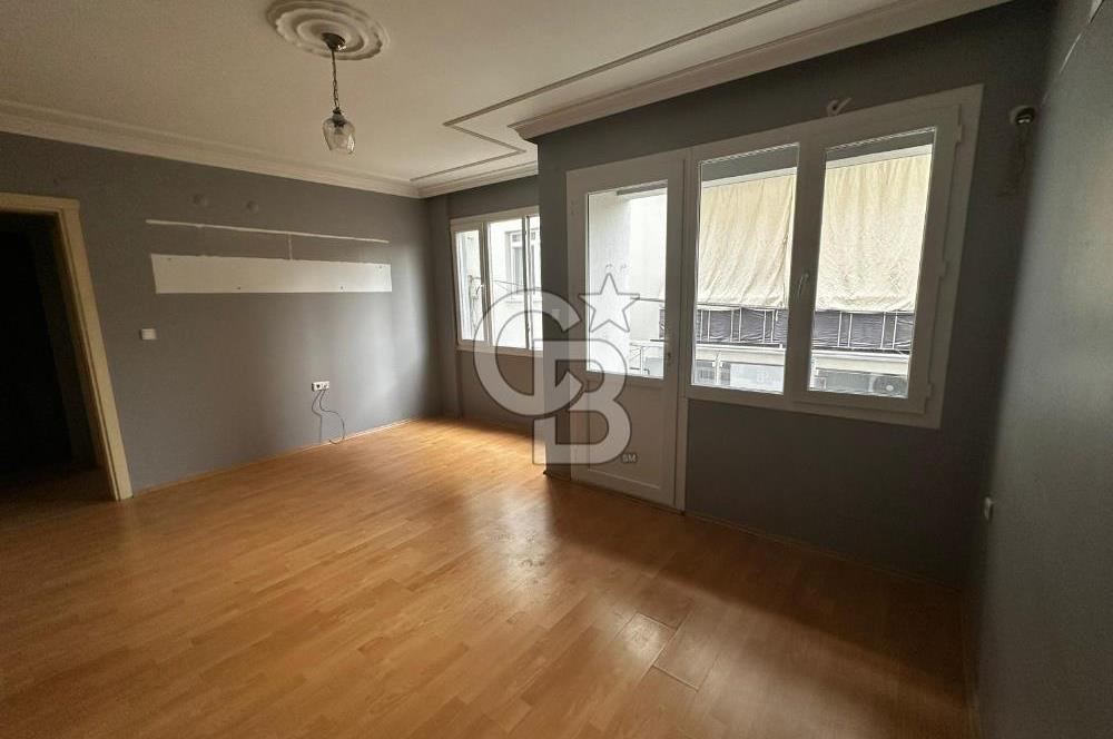 Bornova Çamdibi Merkezi Konumda Kiralık Geniş 3+1 Daire