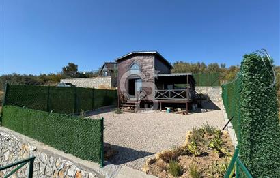 CB BLACK'TAN İSMETİYE'DE ÇİM ÇİT ÇEVRİLİ SATILIK BUNGALOV