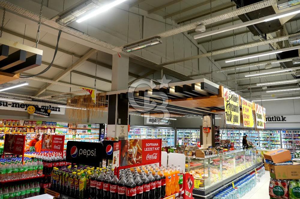 Ümraniye Atakent Mahallesi nde Kurumsal Kiracılı Ticari Bina