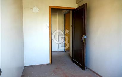 Ümraniye Atakent Mahallesi nde Kurumsal Kiracılı Ticari Bina