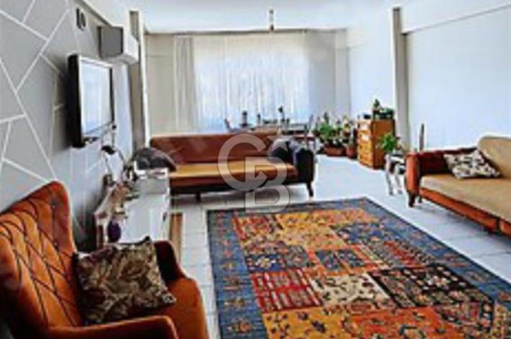 Altınova'nın kalbinde 3+1 huzurlu ve geniş yaşam alanı