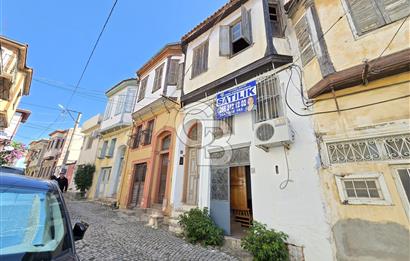 Ayvalık Fethiye Mahallesi'nde Satılık 4+1 Müstakil Rum Evi