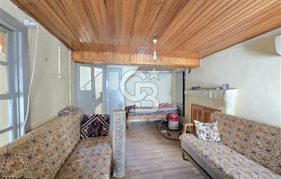 Ayvalık Fethiye Mahallesi'nde Satılık 4+1 Müstakil Rum Evi 