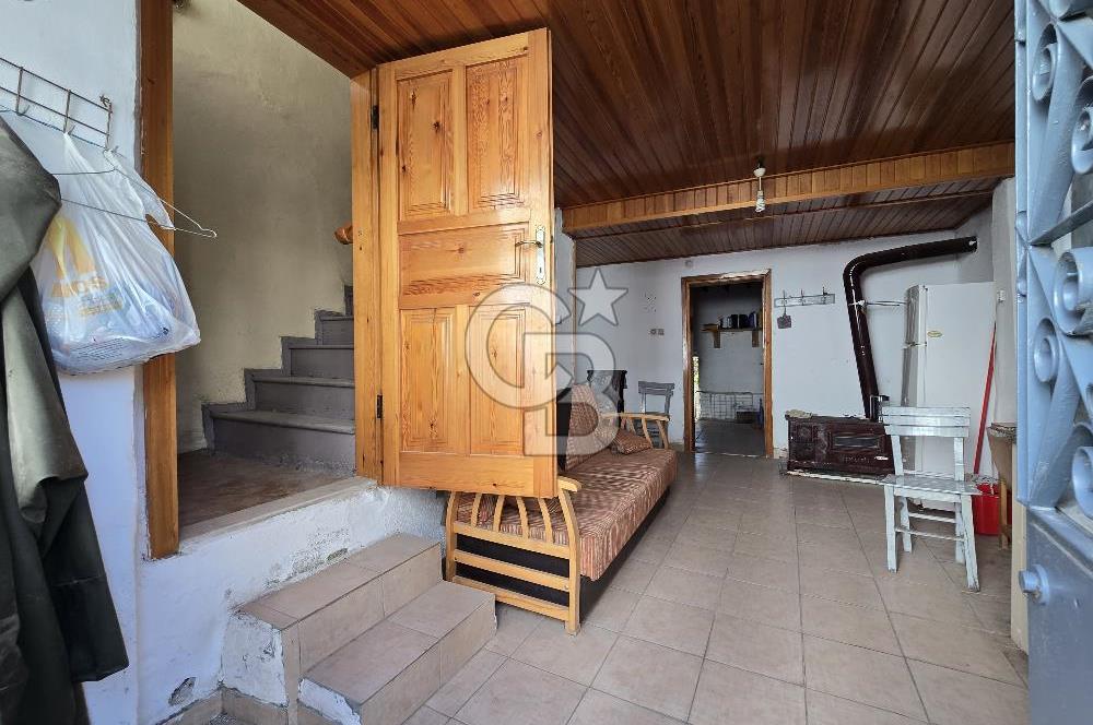 Ayvalık Fethiye Mahallesi'nde Satılık 4+1 Müstakil Rum Evi 