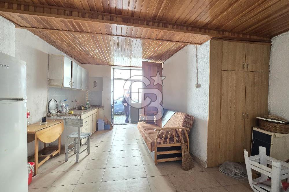 Ayvalık Fethiye Mahallesi'nde Satılık 4+1 Müstakil Rum Evi 