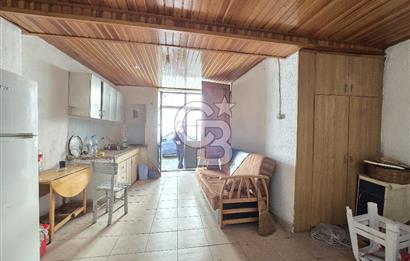 Ayvalık Fethiye Mahallesi'nde Satılık 4+1 Müstakil Rum Evi 