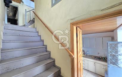 Ayvalık Fethiye Mahallesi'nde Satılık 4+1 Müstakil Rum Evi 