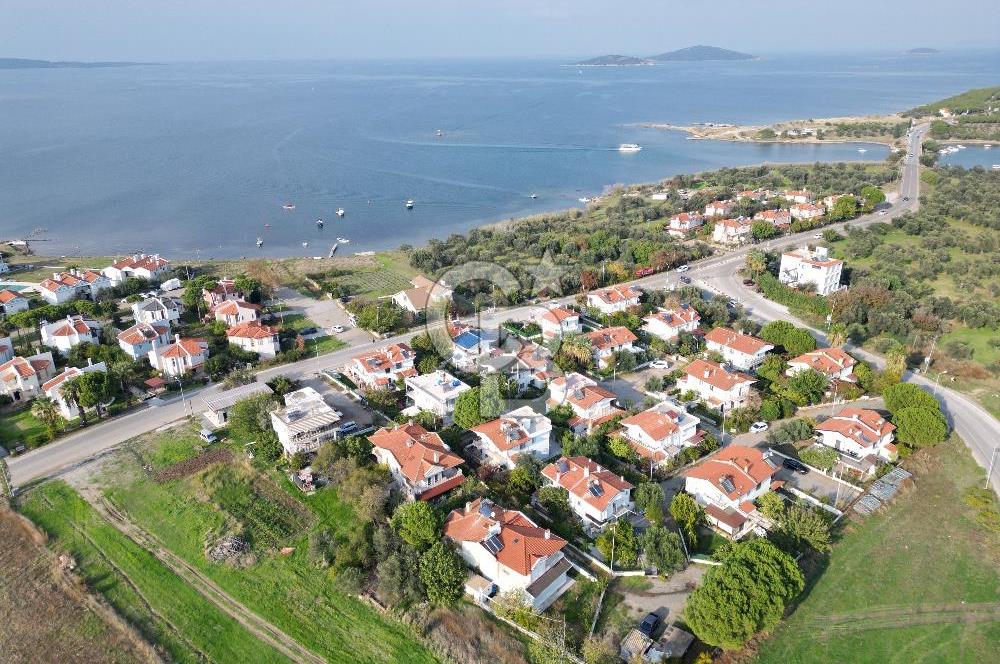Ayvalık Cunda Adasın'da mükemmel konumda 3+1 villa