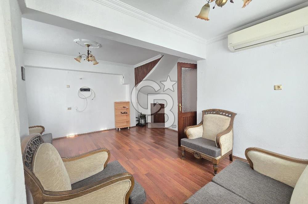 Ayvalık Cunda Adasın'da mükemmel konumda 3+1 villa
