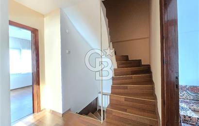 Ayvalık Cunda Adasın'da mükemmel konumda 3+1 villa