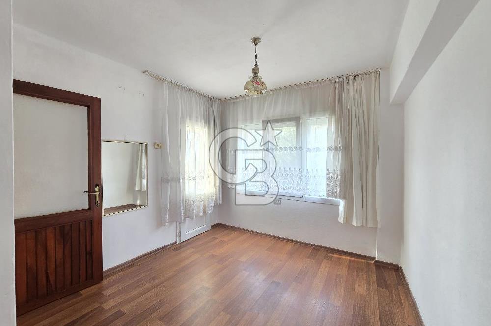 Ayvalık Cunda Adasın'da mükemmel konumda 3+1 villa