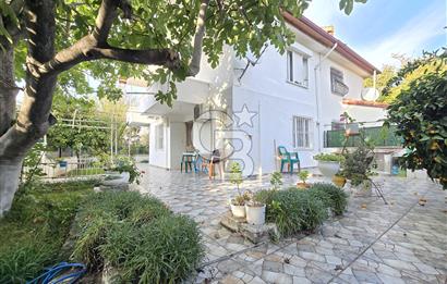Ayvalık Cunda Adasın'da mükemmel konumda 3+1 villa