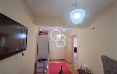 Satılık Bina. Büyük Saray Meydanında, Meydan Cepheli. Yatırım Fırsatı