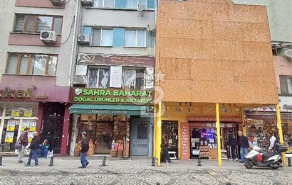 Satılık Bina. Büyük Saray Meydanında, Meydan Cepheli. Yatırım Fırsatı